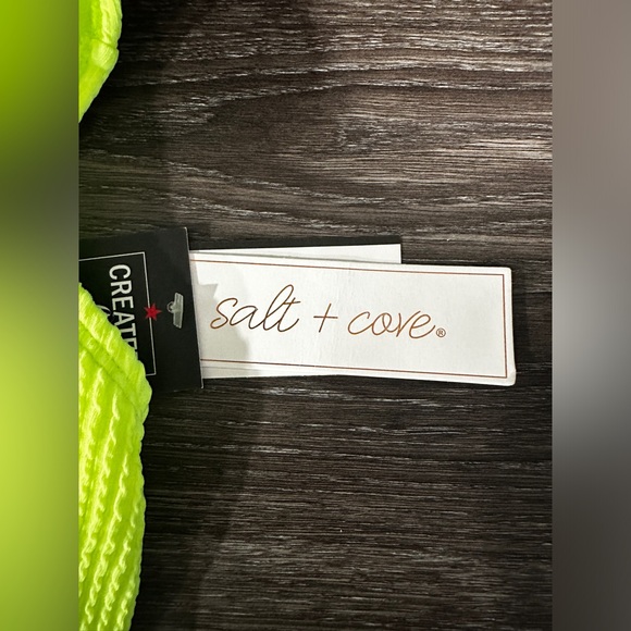 NWT Citron Yellow One Shoulder Bikini Top - Picture 12 of 12